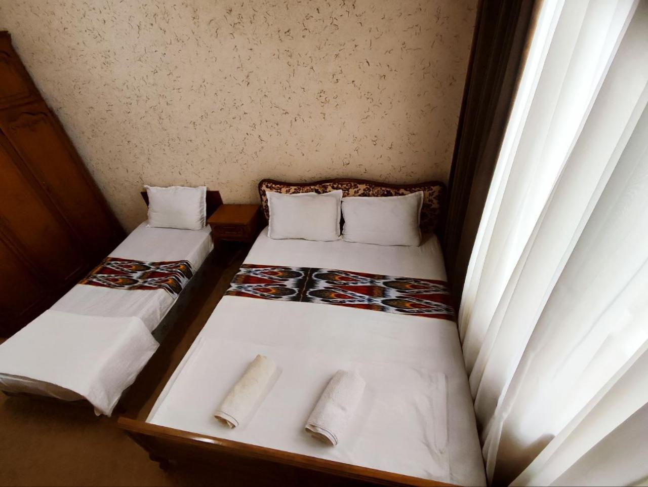 Omar Family Resort Buchara Exteriör bild